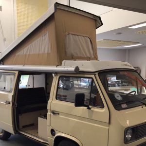 VW T3 Westfalia Tentdoek voor hefdak. Beige met 3 vensters. Kwaliteit A+ Uitmuntend Ten Cate doek! Bouwjaar '85- '89.