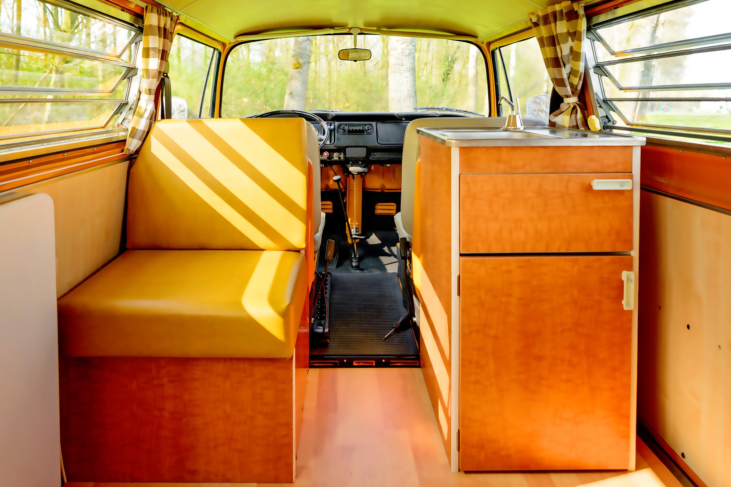 VW T2A Westfalia buddyseat achter de bestuurdersstoel. Bouwjaar '71- '74. - Image 2