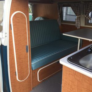 T1 - Reprowesty-meubels