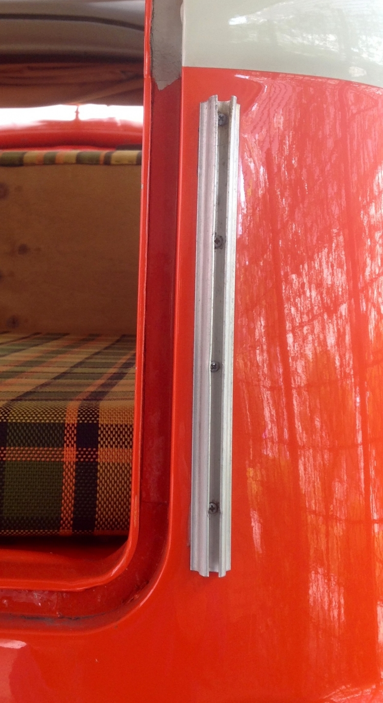 VW T2A T2B Achterkleptent montagetrimset.
